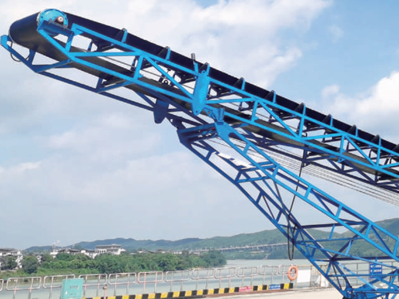 移動升降輸送機(jī)